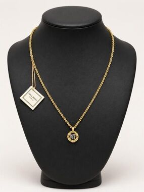 Vintage Nina Ricci Gold NR Medallion Pendant Necklace